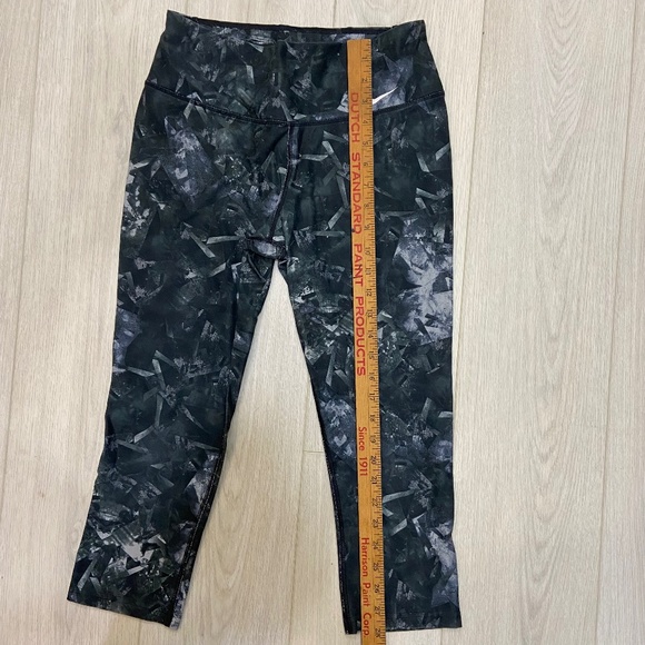 NIKE Dri-Fit Ten Less Plastic Bottles One Legend Leggings Cropped Women's Small - Picture 7 of 10